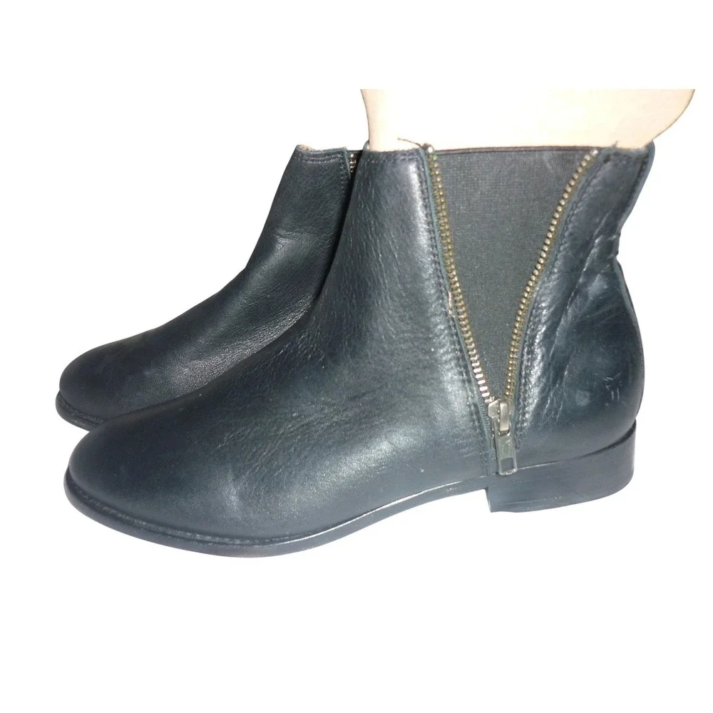 Frye Carly Black Leather Double Zip Chelsea Ankle Boots 9.5 B 3471718‎ NWOB